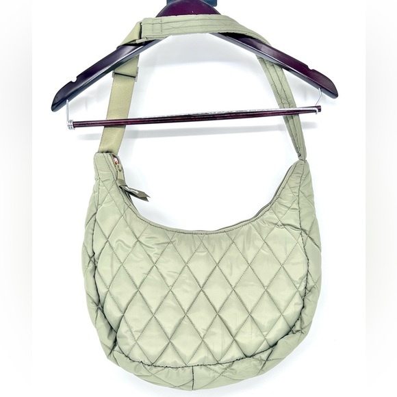 Vera Bradley Handbags - Vera Bradley Sage Green ultralight shoulder bag NWT w/ Minor Flaws Hobo Bag